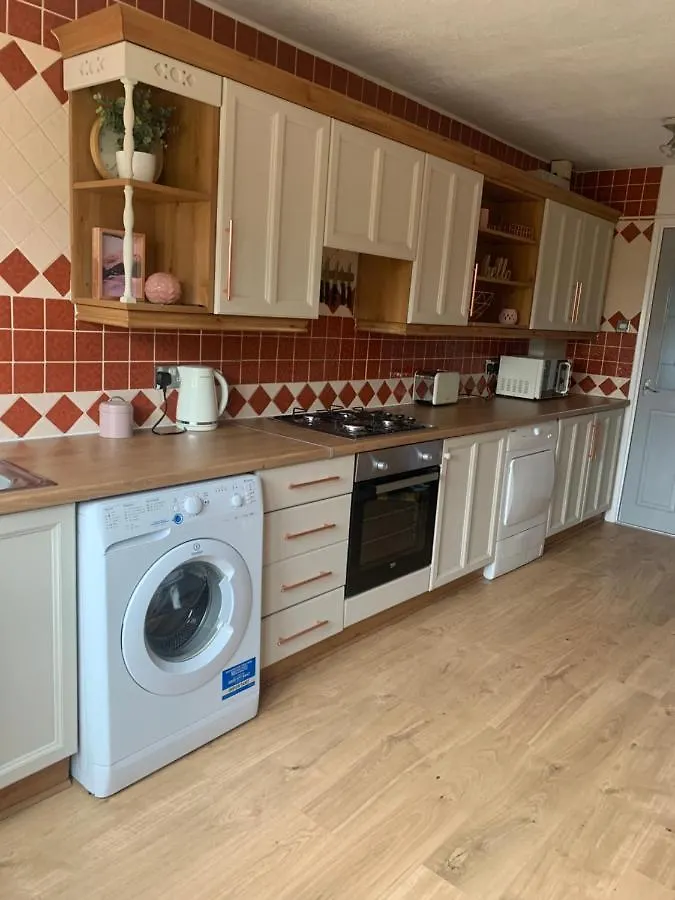 The Snug, Ideal For Sporting Events And City Breaks, Hidden Nook In The Heart Of Newcastle, With Parking, Wifi, Smart Tv, Close To All Local Travel Links 0*, Νιούκασλ Ηνωμένο Βασίλειο